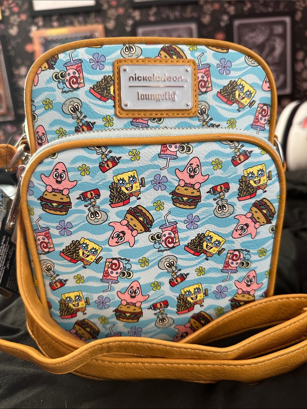 NWT Nickelodeon x Loungefly SpongeBob Crossbody Bag